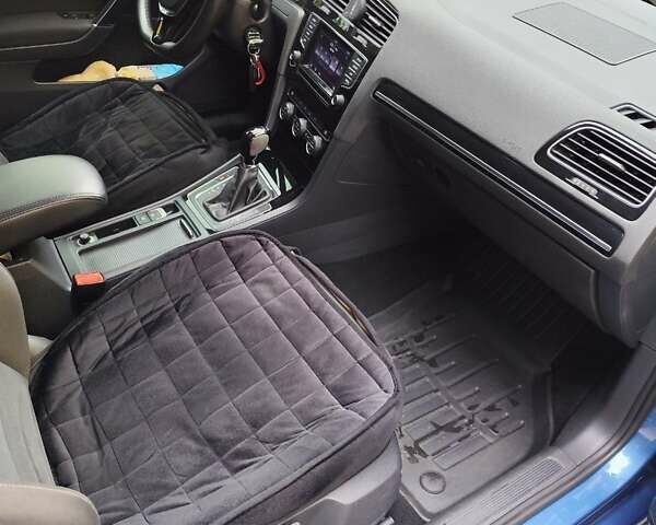 Синий Фольксваген Гольф, объемом двигателя 1.39 л и пробегом 194 тыс. км за 14000 $, фото 10 на Automoto.ua