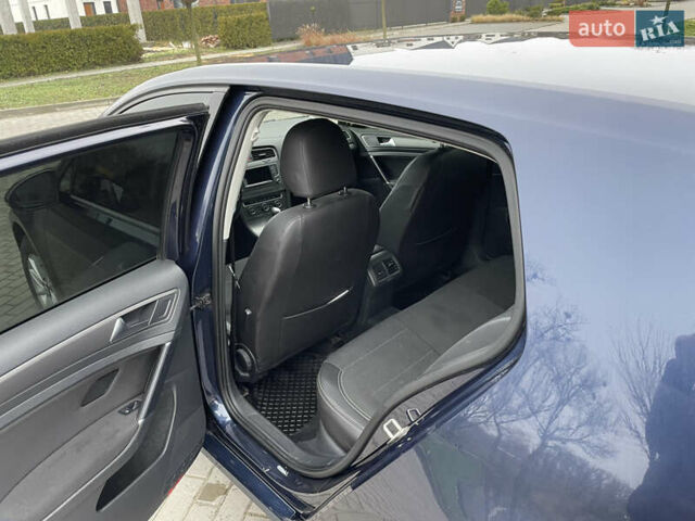 Синий Фольксваген Гольф, объемом двигателя 1.97 л и пробегом 279 тыс. км за 12300 $, фото 11 на Automoto.ua