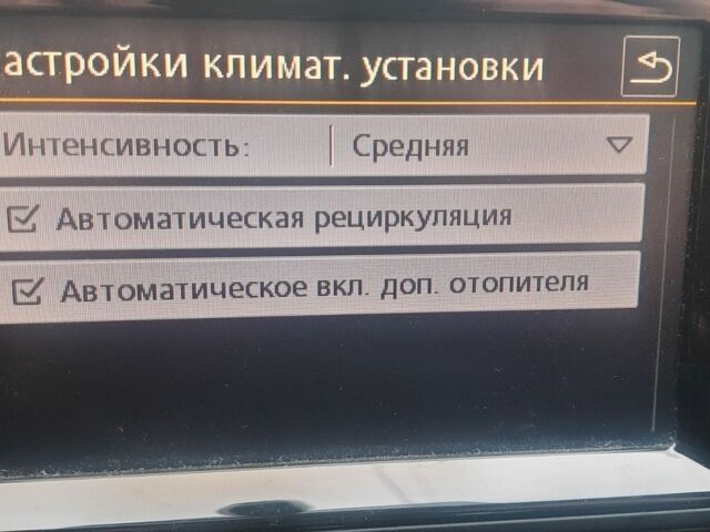 Синий Фольксваген Гольф, объемом двигателя 1.6 л и пробегом 228 тыс. км за 12600 $, фото 66 на Automoto.ua