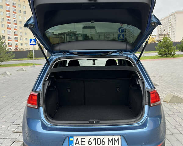 Фольксваген Гольф 2013 в Хмельницком на Automoto.ua Синий Фольксваген Гольф, объемом двигателя 1.97 л и пробегом 251 тыс. км за 11900 $, фото 27 на Automoto.ua