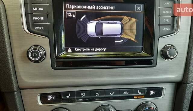 Синій Фольксваген Гольф, об'ємом двигуна 1.6 л та пробігом 228 тис. км за 13600 $, фото 14 на Automoto.ua