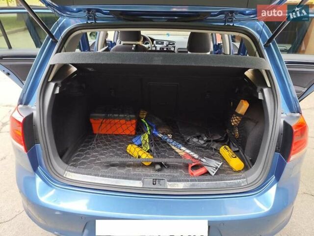 Синий Фольксваген Гольф, объемом двигателя 1.39 л и пробегом 194 тыс. км за 14000 $, фото 9 на Automoto.ua