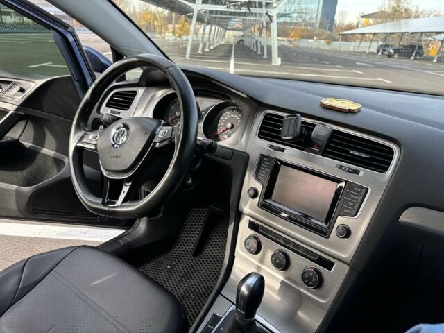 Синий Фольксваген Гольф, объемом двигателя 1.8 л и пробегом 227 тыс. км за 9400 $, фото 10 на Automoto.ua