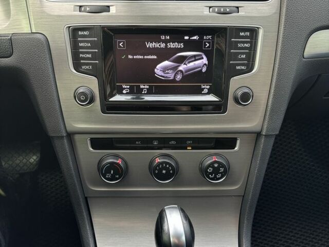 Синий Фольксваген Гольф, объемом двигателя 1.8 л и пробегом 227 тыс. км за 9400 $, фото 13 на Automoto.ua