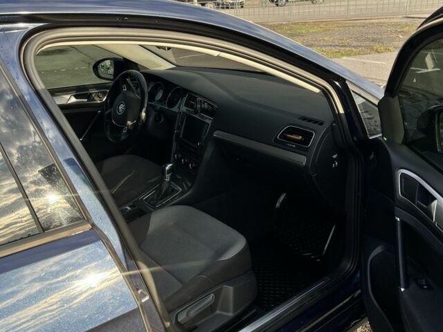 Синий Фольксваген Гольф, объемом двигателя 0 л и пробегом 175 тыс. км за 7900 $, фото 4 на Automoto.ua