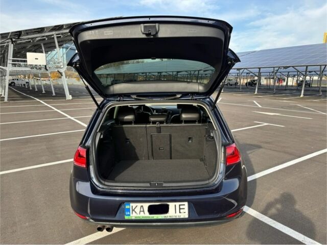 Синий Фольксваген Гольф, объемом двигателя 1.8 л и пробегом 227 тыс. км за 9400 $, фото 5 на Automoto.ua