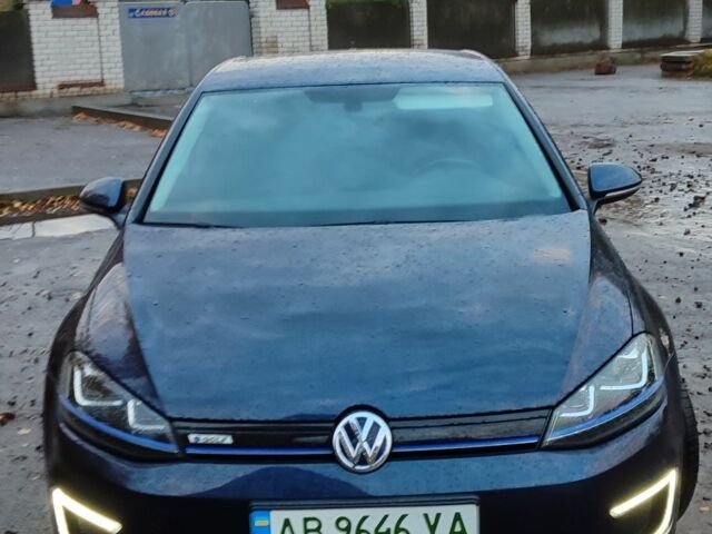 Синий Фольксваген Гольф, объемом двигателя 0 л и пробегом 132 тыс. км за 8500 $, фото 1 на Automoto.ua