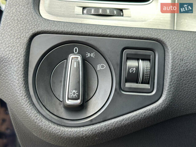 Синій Фольксваген Гольф, об'ємом двигуна 1.8 л та пробігом 119 тис. км за 15100 $, фото 33 на Automoto.ua