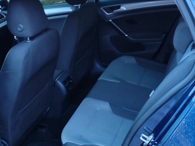 Синий Фольксваген Гольф, объемом двигателя 0 л и пробегом 132 тыс. км за 8500 $, фото 6 на Automoto.ua