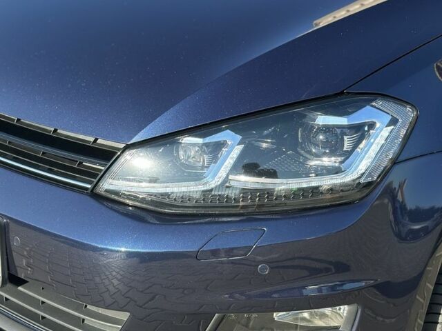 Синий Фольксваген Гольф, объемом двигателя 1.6 л и пробегом 246 тыс. км за 11600 $, фото 4 на Automoto.ua