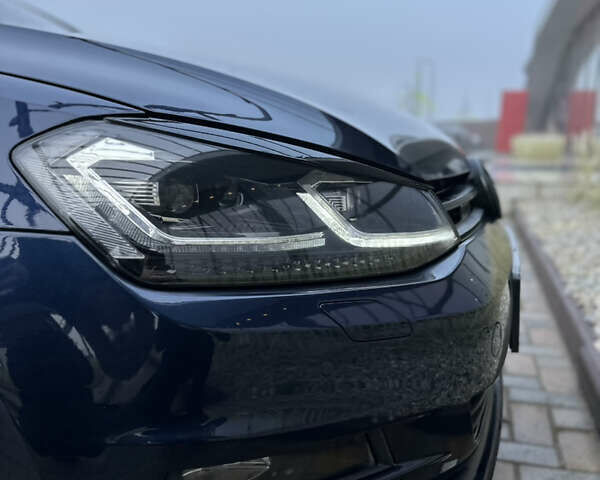 Синій Фольксваген Гольф, об'ємом двигуна 1.6 л та пробігом 260 тис. км за 11600 $, фото 14 на Automoto.ua