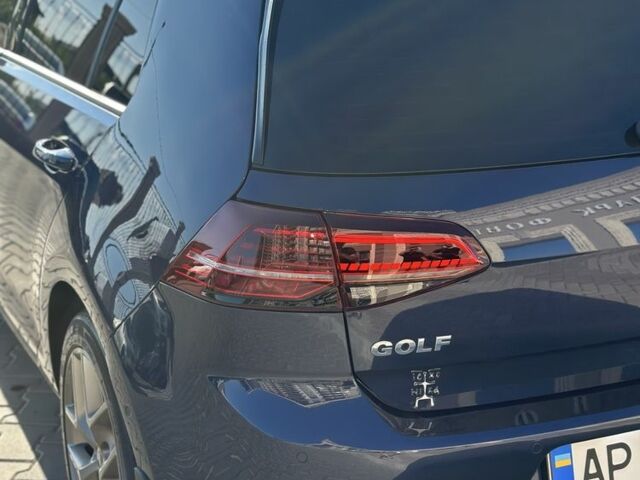 Синий Фольксваген Гольф, объемом двигателя 1.6 л и пробегом 246 тыс. км за 11600 $, фото 10 на Automoto.ua