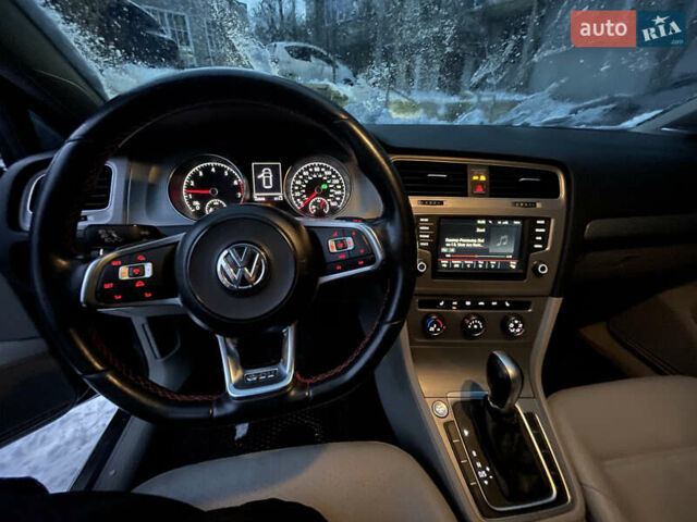 Синий Фольксваген Гольф, объемом двигателя 1.8 л и пробегом 122 тыс. км за 11500 $, фото 9 на Automoto.ua