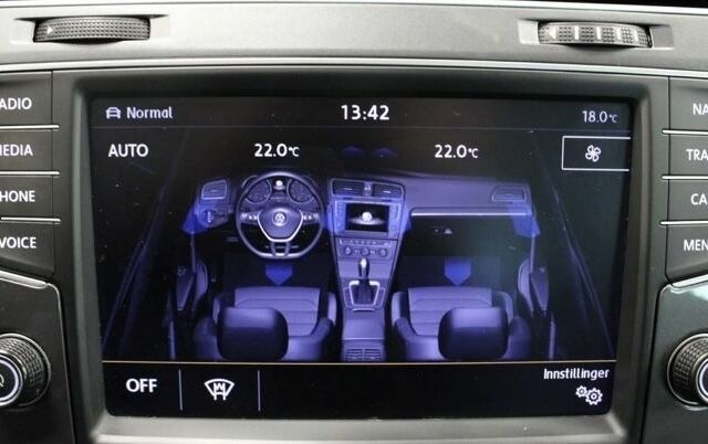 Синій Фольксваген Гольф, об'ємом двигуна 0 л та пробігом 182 тис. км за 8400 $, фото 3 на Automoto.ua