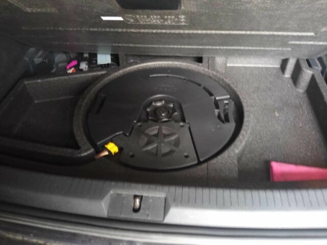 Синий Фольксваген Гольф, объемом двигателя 0 л и пробегом 105 тыс. км за 12000 $, фото 11 на Automoto.ua