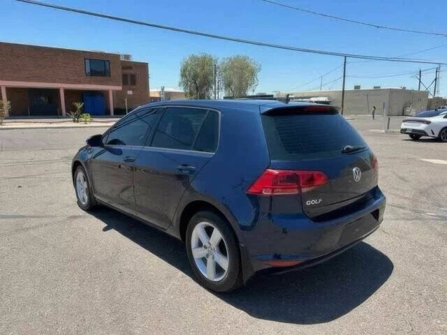 Синий Фольксваген Гольф, объемом двигателя 2 л и пробегом 73 тыс. км за 6000 $, фото 4 на Automoto.ua