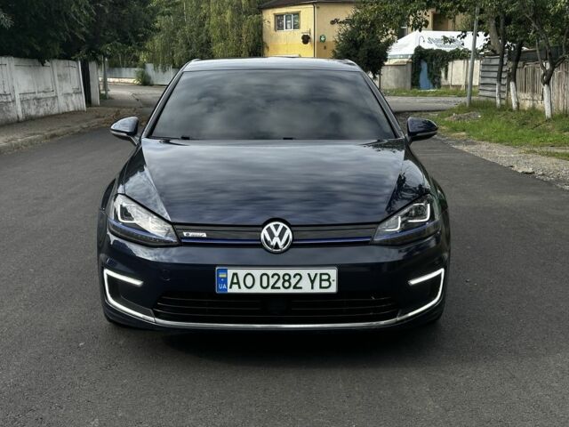 Синій Фольксваген Гольф, об'ємом двигуна 0 л та пробігом 144 тис. км за 7999 $, фото 1 на Automoto.ua