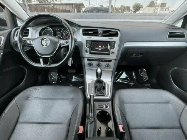 Синий Фольксваген Гольф, объемом двигателя 1.8 л и пробегом 70 тыс. км за 4900 $, фото 8 на Automoto.ua