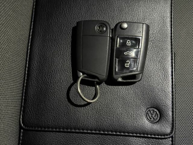 Синій Фольксваген Гольф, об'ємом двигуна 0 л та пробігом 139 тис. км за 9999 $, фото 23 на Automoto.ua