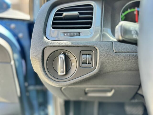 Синій Фольксваген Гольф, об'ємом двигуна 1 л та пробігом 62 тис. км за 8500 $, фото 18 на Automoto.ua