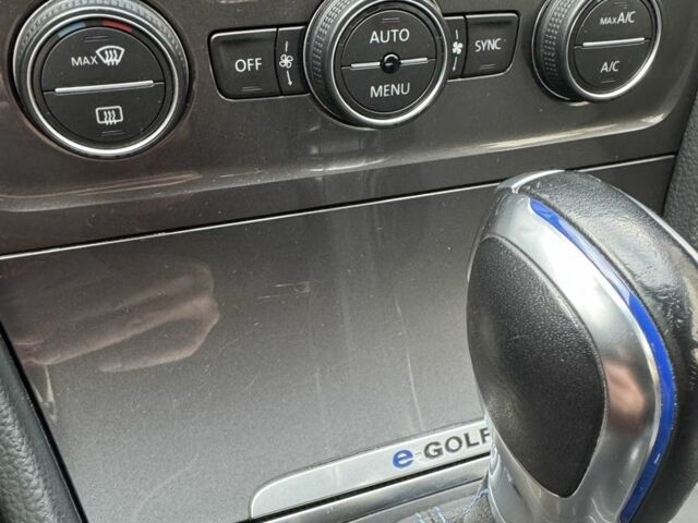 Синий Фольксваген Гольф, объемом двигателя 0 л и пробегом 114 тыс. км за 9600 $, фото 23 на Automoto.ua