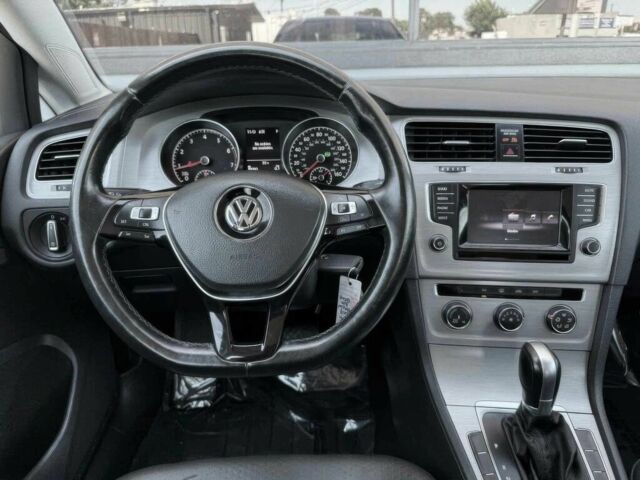 Синий Фольксваген Гольф, объемом двигателя 1.8 л и пробегом 70 тыс. км за 4900 $, фото 10 на Automoto.ua