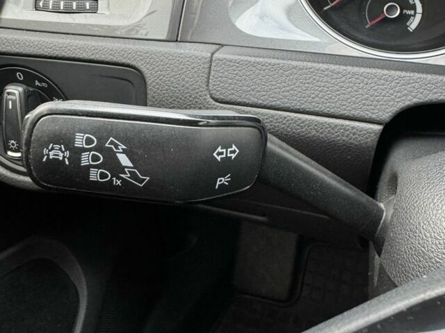 Синий Фольксваген Гольф, объемом двигателя 0 л и пробегом 114 тыс. км за 9600 $, фото 16 на Automoto.ua