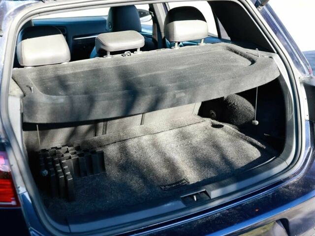 Синий Фольксваген Гольф, объемом двигателя 2 л и пробегом 74 тыс. км за 9100 $, фото 12 на Automoto.ua