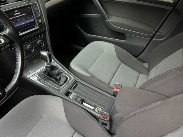 Синий Фольксваген Гольф, объемом двигателя 0 л и пробегом 114 тыс. км за 9600 $, фото 13 на Automoto.ua