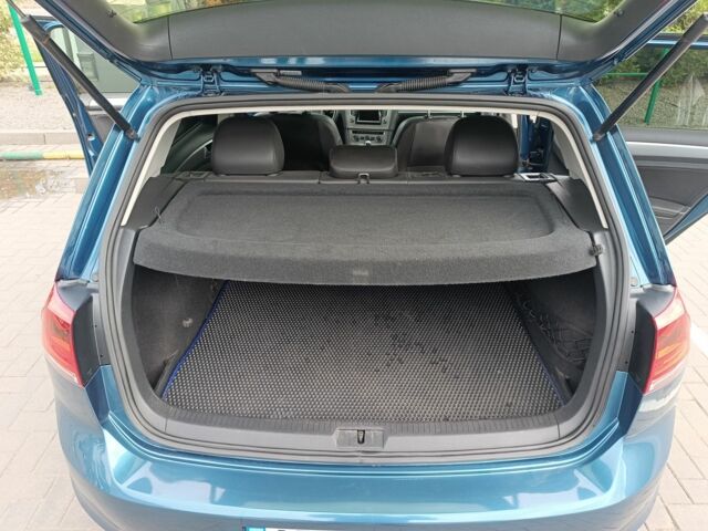 Фольксваген Гольф 2015 в Могилев-Подольском на Automoto.ua Синий Фольксваген Гольф, объемом двигателя 0 л и пробегом 140 тыс. км за 10500 $, фото 4 на Automoto.ua