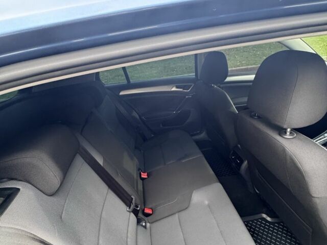 Синій Фольксваген Гольф, об'ємом двигуна 0 л та пробігом 99 тис. км за 9500 $, фото 13 на Automoto.ua