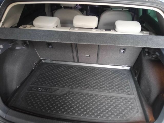 Синий Фольксваген Гольф, объемом двигателя 0 л и пробегом 105 тыс. км за 12000 $, фото 14 на Automoto.ua