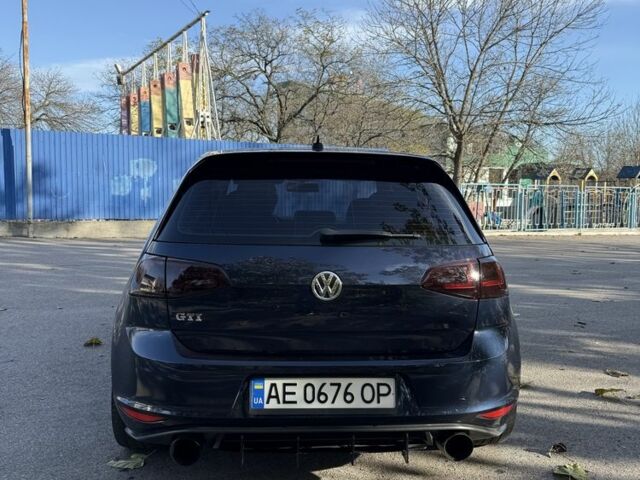 Синий Фольксваген Гольф, объемом двигателя 2 л и пробегом 170 тыс. км за 13900 $, фото 4 на Automoto.ua