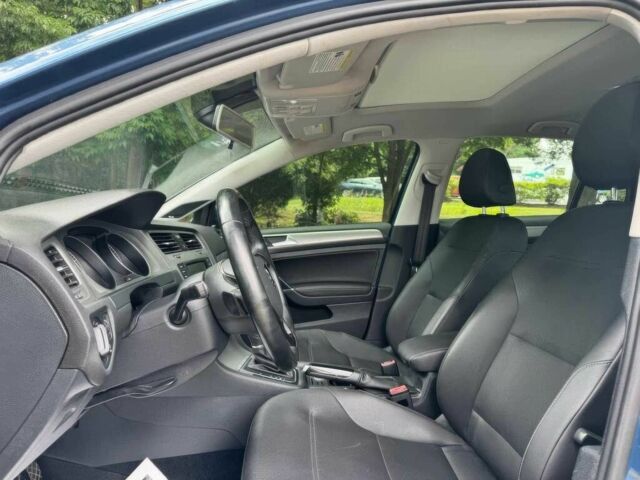 Синий Фольксваген Гольф, объемом двигателя 1.8 л и пробегом 74 тыс. км за 8100 $, фото 7 на Automoto.ua