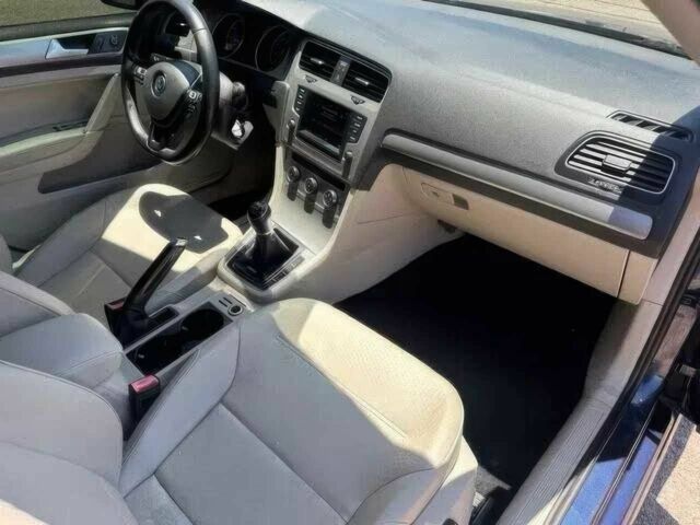 Синий Фольксваген Гольф, объемом двигателя 2 л и пробегом 73 тыс. км за 6000 $, фото 7 на Automoto.ua