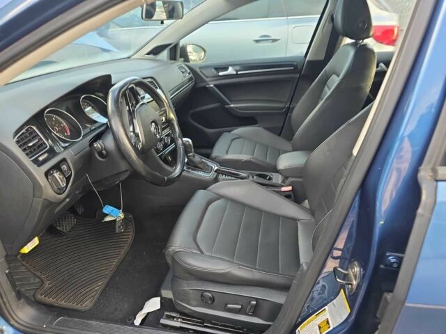 Синий Фольксваген Гольф, объемом двигателя 2 л и пробегом 50 тыс. км за 3100 $, фото 4 на Automoto.ua