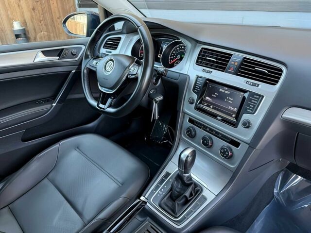 Синий Фольксваген Гольф, объемом двигателя 1.8 л и пробегом 72 тыс. км за 5500 $, фото 13 на Automoto.ua