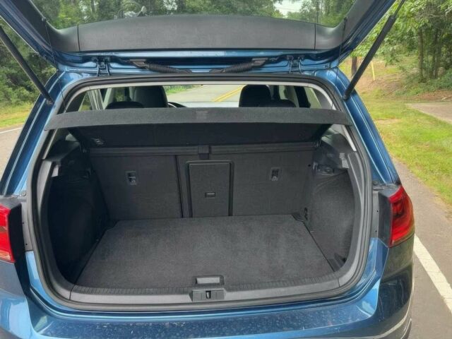 Синий Фольксваген Гольф, объемом двигателя 1.8 л и пробегом 74 тыс. км за 8100 $, фото 11 на Automoto.ua