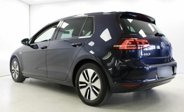 Синій Фольксваген Гольф, об'ємом двигуна 0 л та пробігом 182 тис. км за 8400 $, фото 4 на Automoto.ua