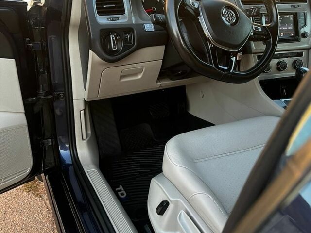 Синий Фольксваген Гольф, объемом двигателя 1.97 л и пробегом 108 тыс. км за 14000 $, фото 27 на Automoto.ua