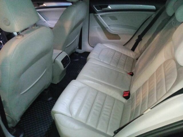 Синий Фольксваген Гольф, объемом двигателя 0 л и пробегом 105 тыс. км за 12000 $, фото 6 на Automoto.ua