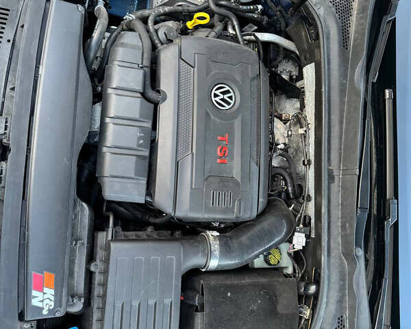 Синій Фольксваген Гольф, об'ємом двигуна 1.78 л та пробігом 130 тис. км за 13000 $, фото 11 на Automoto.ua