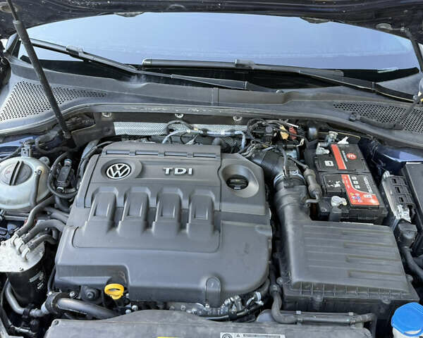 Синий Фольксваген Гольф, объемом двигателя 1.97 л и пробегом 262 тыс. км за 11700 $, фото 23 на Automoto.ua