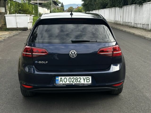 Синій Фольксваген Гольф, об'ємом двигуна 0 л та пробігом 144 тис. км за 7999 $, фото 5 на Automoto.ua