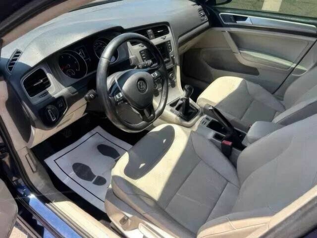 Синий Фольксваген Гольф, объемом двигателя 2 л и пробегом 73 тыс. км за 6000 $, фото 6 на Automoto.ua