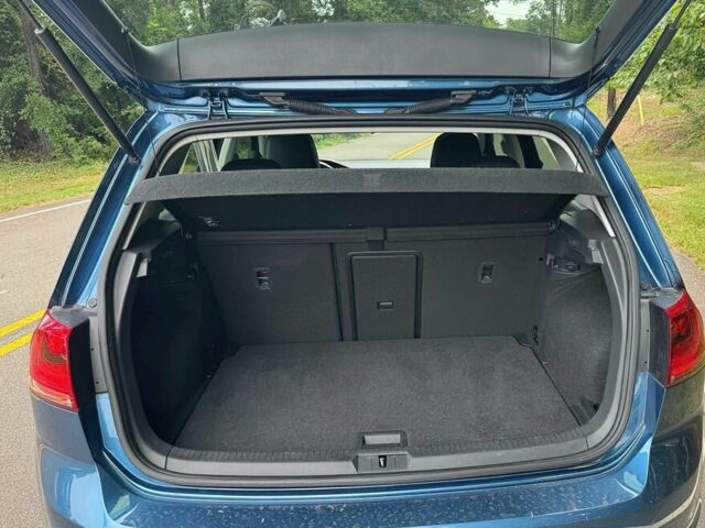 Синий Фольксваген Гольф, объемом двигателя 1.8 л и пробегом 70 тыс. км за 4000 $, фото 12 на Automoto.ua