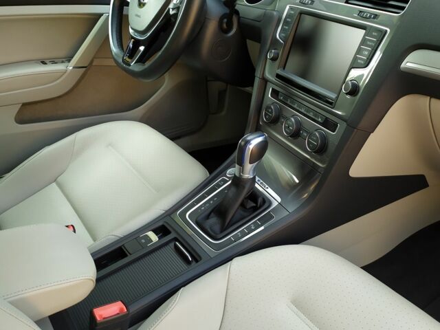 Синий Фольксваген Гольф, объемом двигателя 0 л и пробегом 84 тыс. км за 11200 $, фото 4 на Automoto.ua