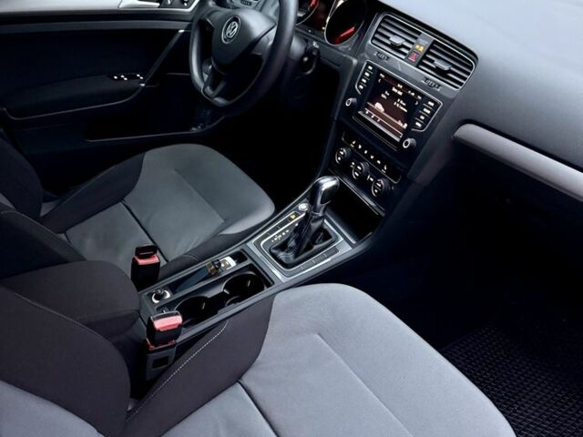 Синий Фольксваген Гольф, объемом двигателя 0 л и пробегом 77 тыс. км за 9300 $, фото 15 на Automoto.ua