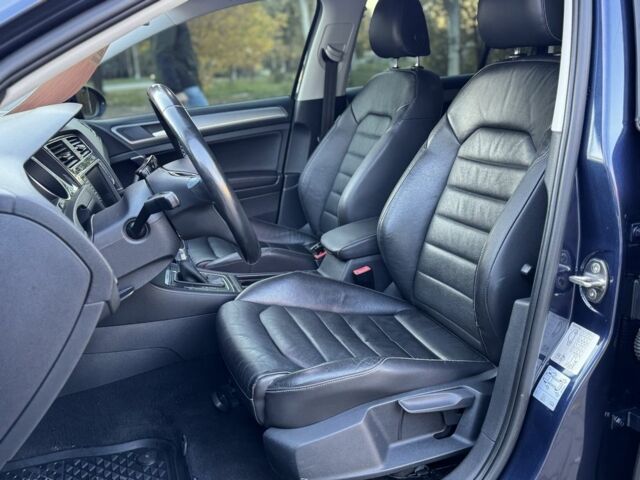 Синий Фольксваген Гольф, объемом двигателя 0 л и пробегом 138 тыс. км за 9500 $, фото 10 на Automoto.ua