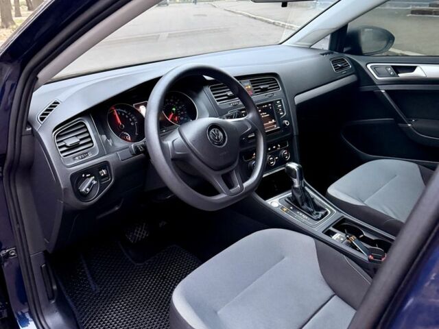 Синий Фольксваген Гольф, объемом двигателя 0 л и пробегом 77 тыс. км за 9300 $, фото 9 на Automoto.ua